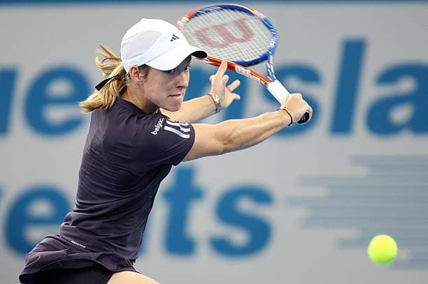 저스틴 에넹 – 원핸드 백핸드의 마스터, 작지만 강한 집중력의 아이콘