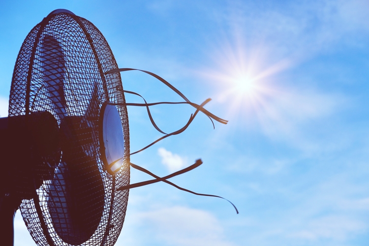 선풍기가 돌아가는 모습