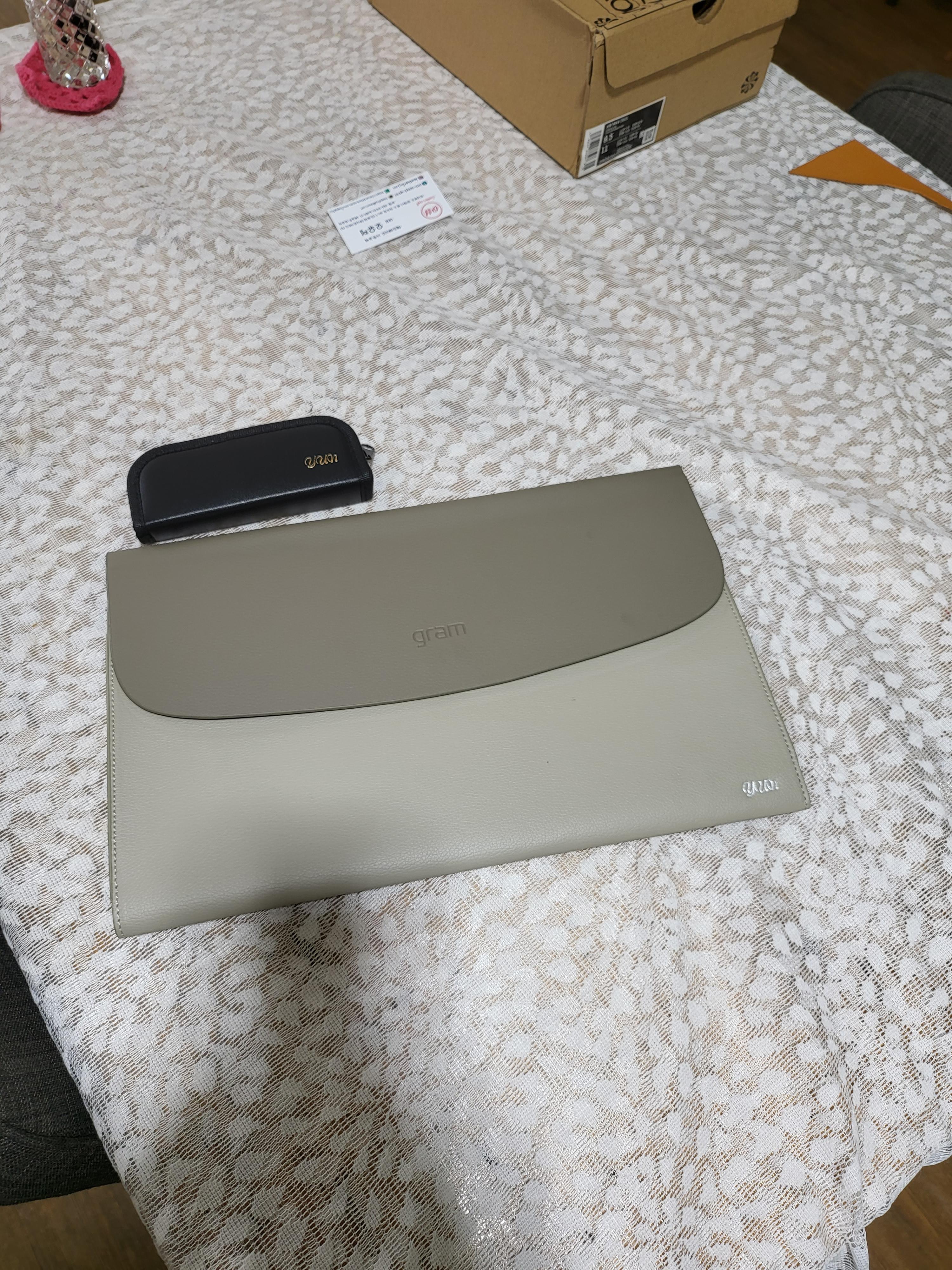 오늘도 즐거운 가죽공방