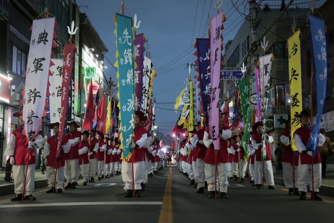 [4월 축제]2025 의령 홍의장군 축제❘기간, 프로그램 &amp; 공연 &amp; 체험 일정표