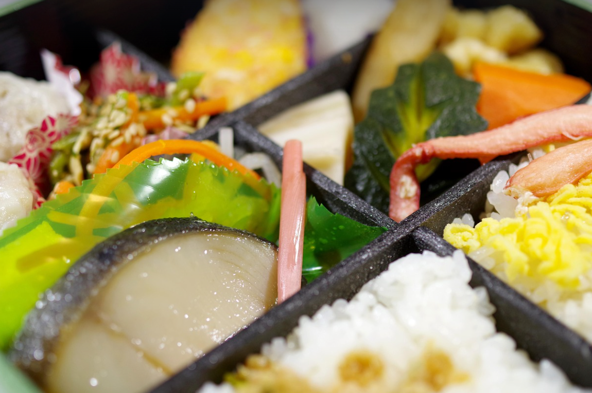 도시락으로 외식비 줄이기