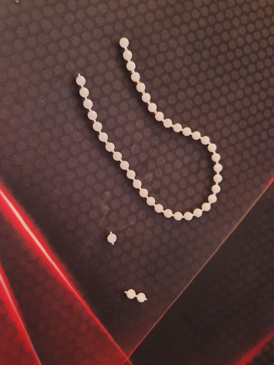 변기에서-떼어낸-변기레버줄-사진