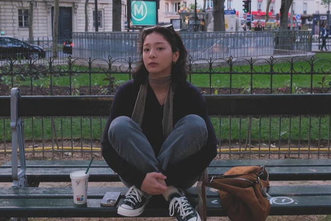 설인아 사복