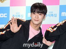 아스트로 문빈