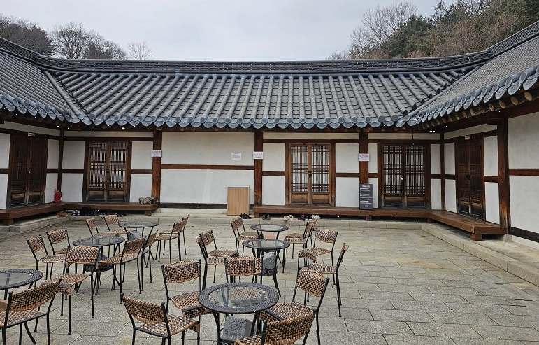 세라비 한옥카페 이미지