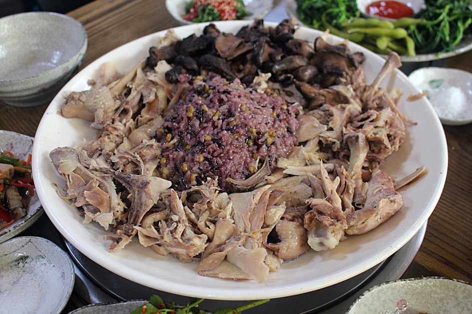 청송 맛집 능이백숙 예시 사진