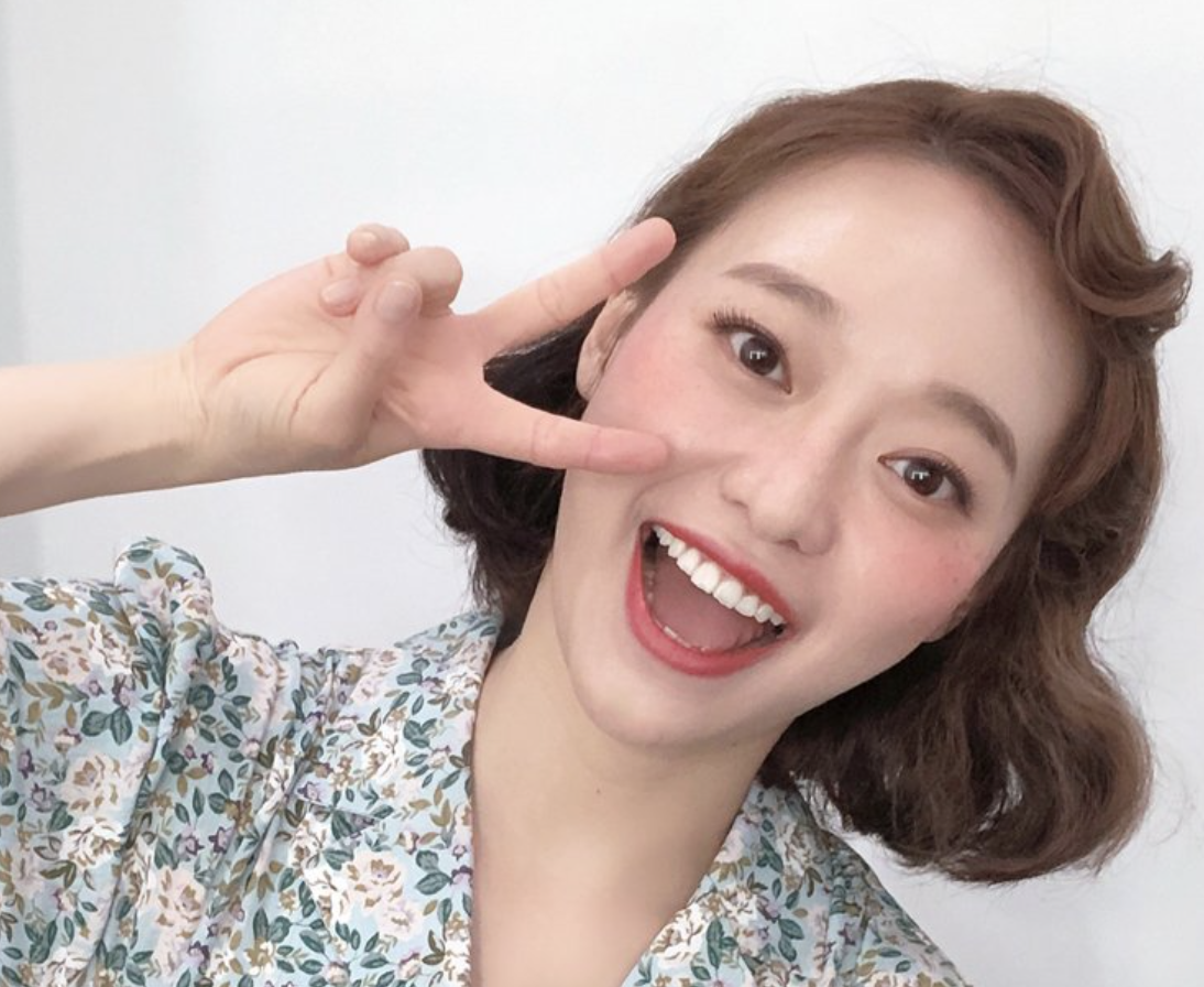 강연정 셀카 미모