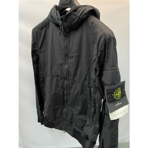 스톤아일랜드 나슬란 라이트 와트로 와펜 후드 자켓 바람막이 v0029 761540632