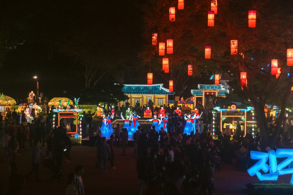 남강 위에 수 놓인 빛 2025 진주남강유등축제 가이드