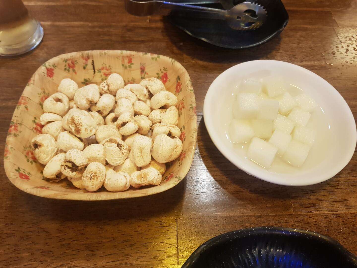 강동구 굽은다리역 맛집 숯불직화꼬치바베큐 메뉴 리뷰 크림 생맥주 닭꼬치 맛집