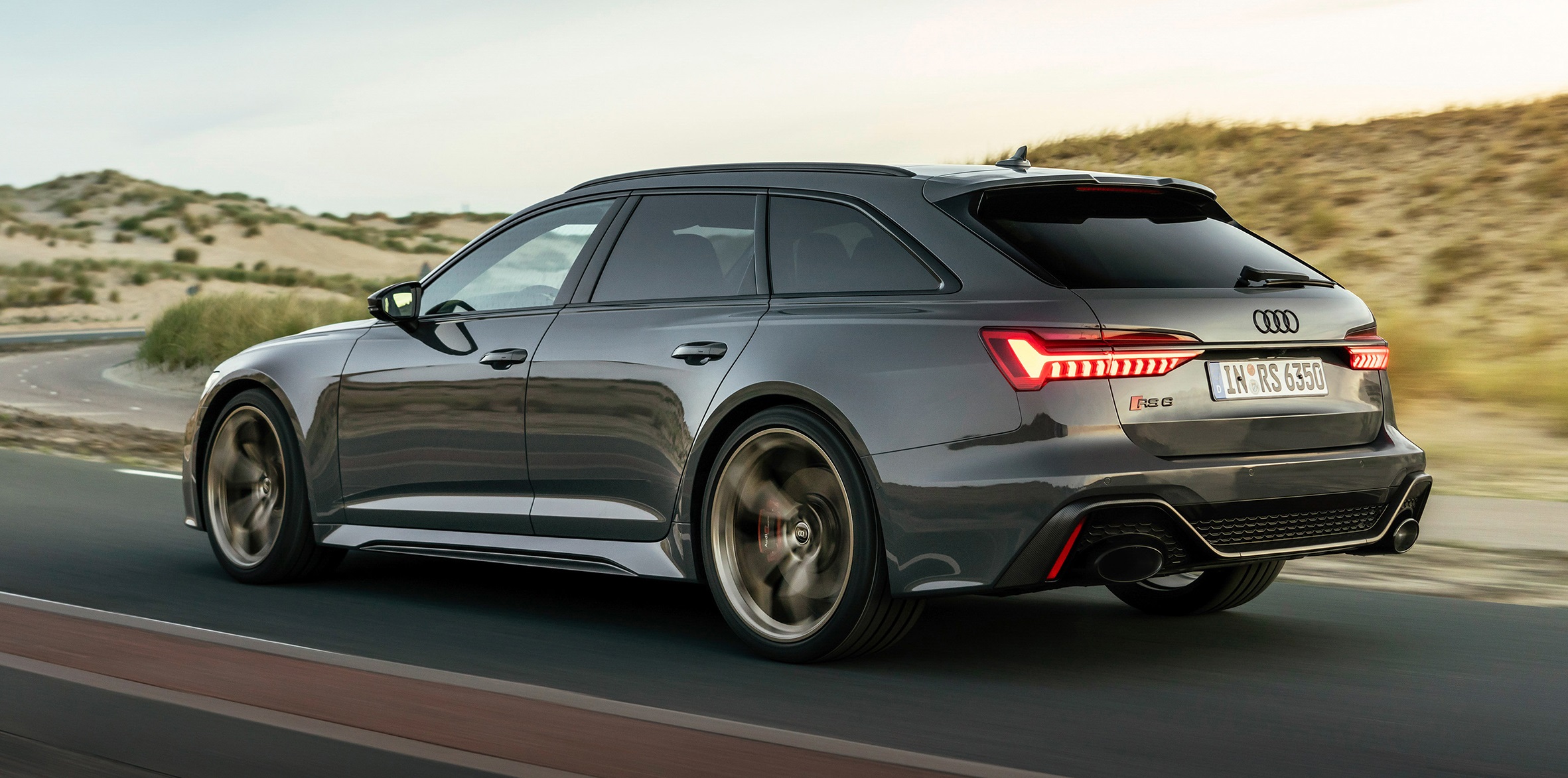 더 뉴 아우디 RS 6 아반트 퍼포먼스