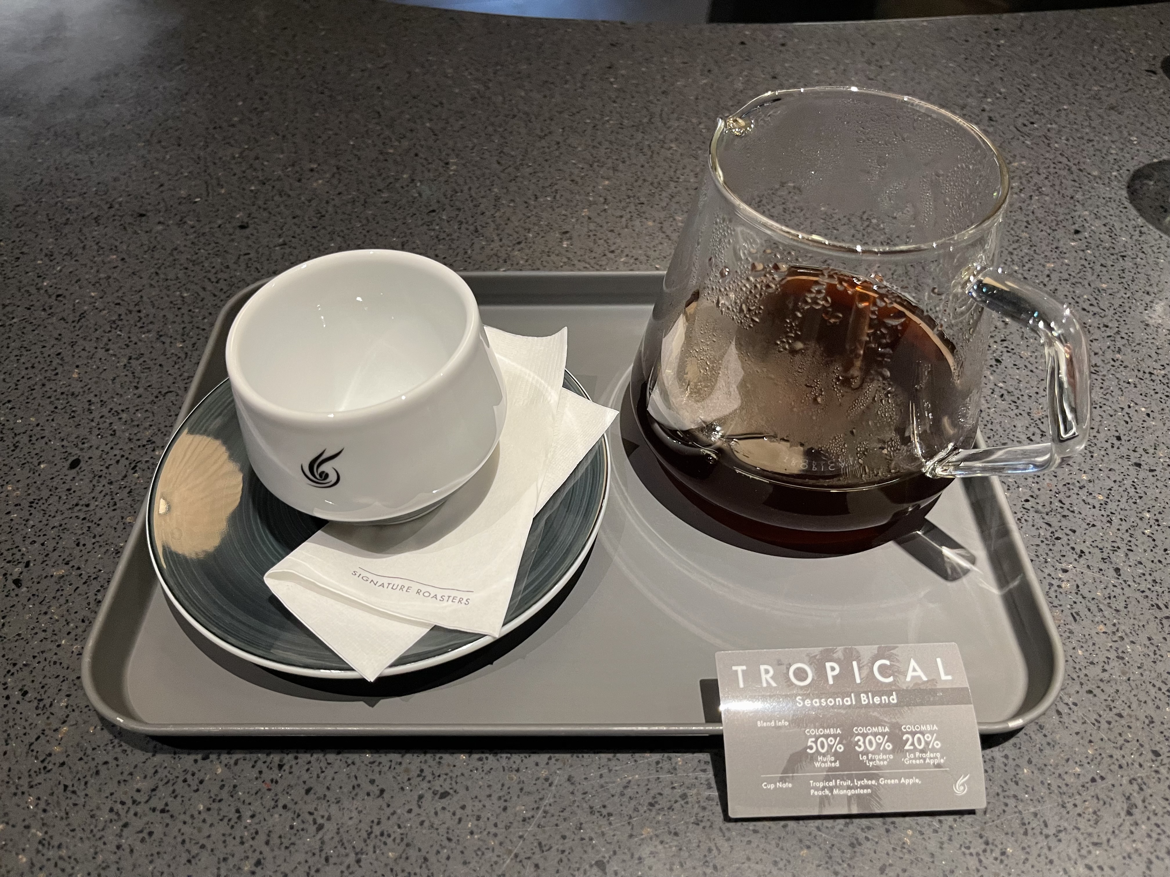 시그니처 로스터스 트로피컬