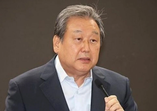 김무성 국회의원 프로필 나이 고향 재산