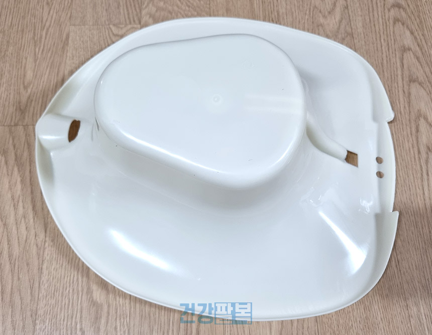 좌욕기 뒷면