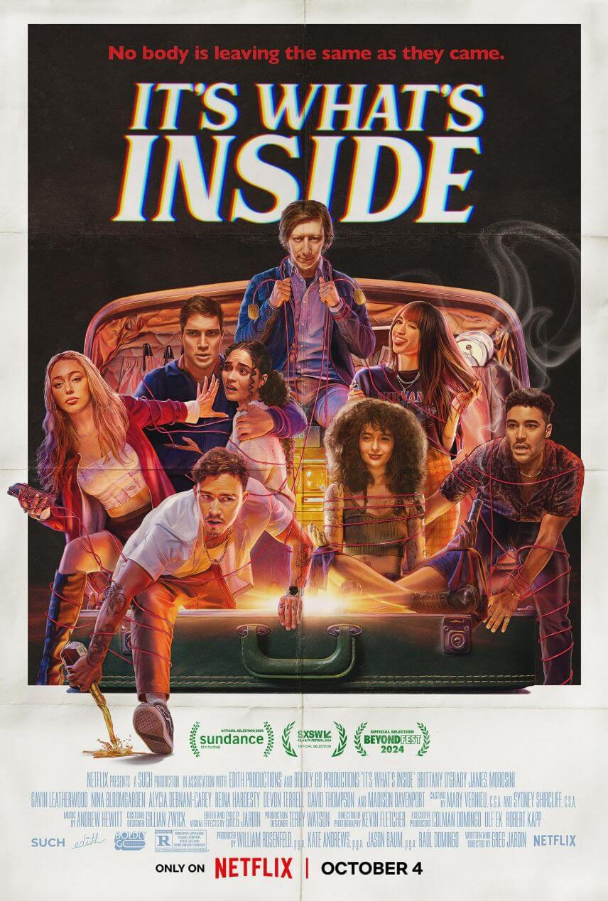 영화 It’s What’s Inside 공식 포스터, 주연 배우들이 트렁크 주위에 모여 있는 일러스트
