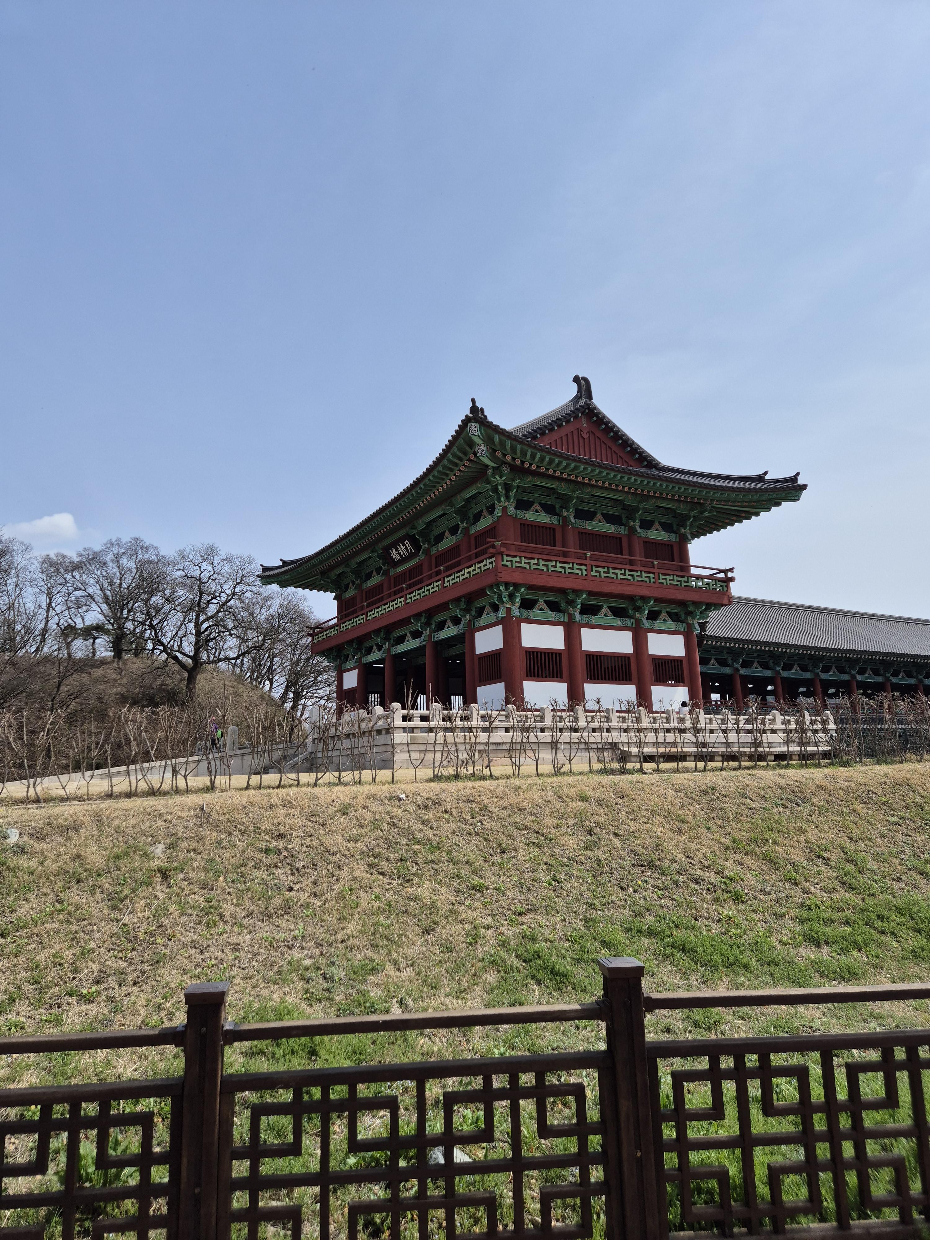 고풍스럽고 멋있다!