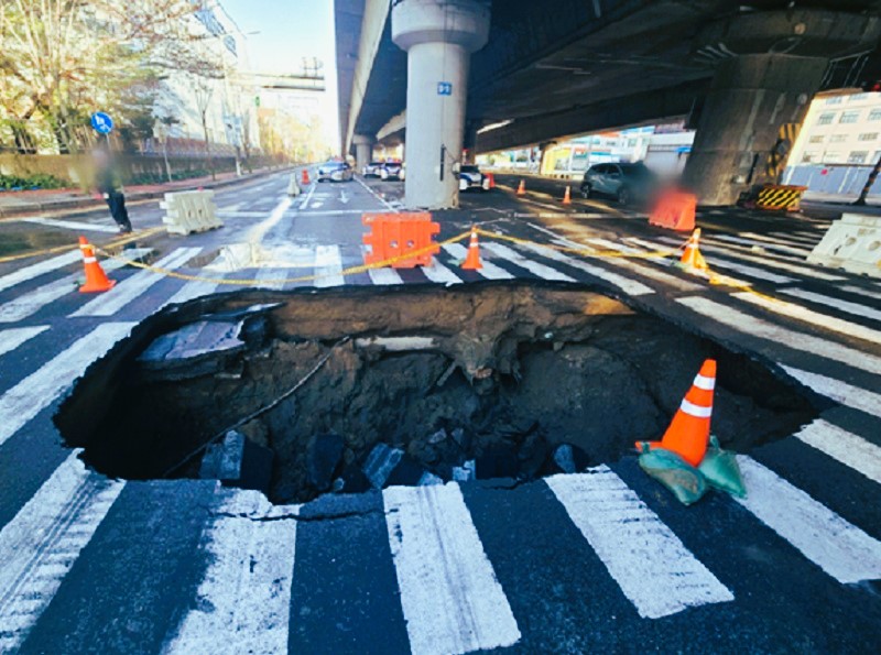 부산 사상구 학장동 싱크홀