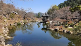 아침고요수목원