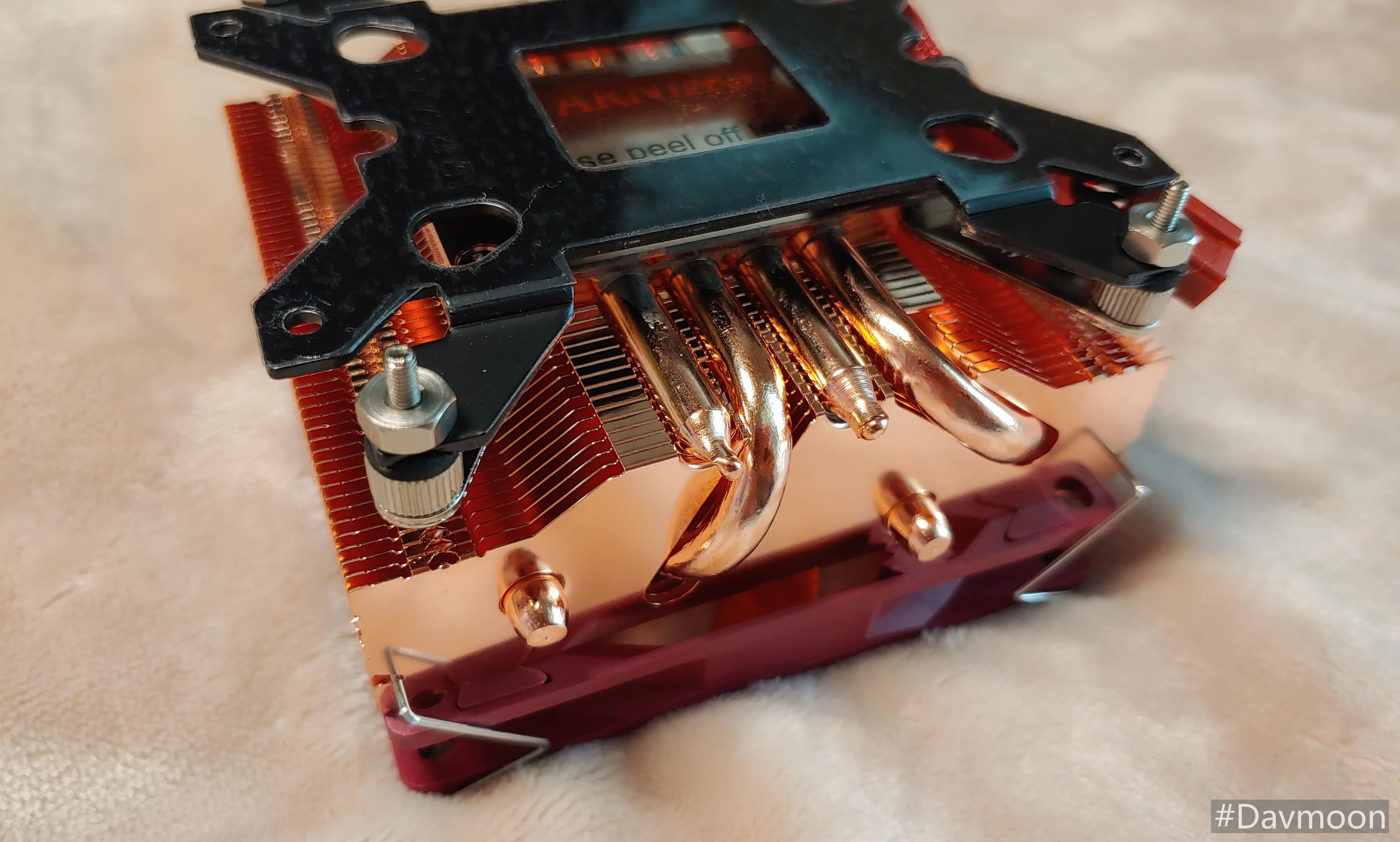 AXP90-X47 FULL 쿨러 뒷면 확대