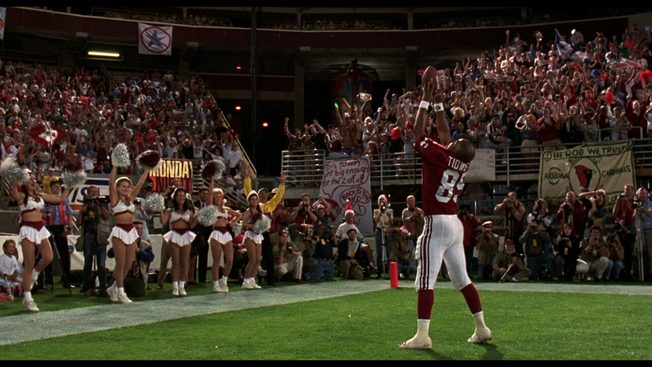 마지막 결승골을 넣고 역전을 만든 후 로드가 경기장에 춤추며 흥분한 모습