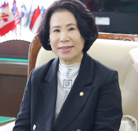 김행금 천안시의회 의장