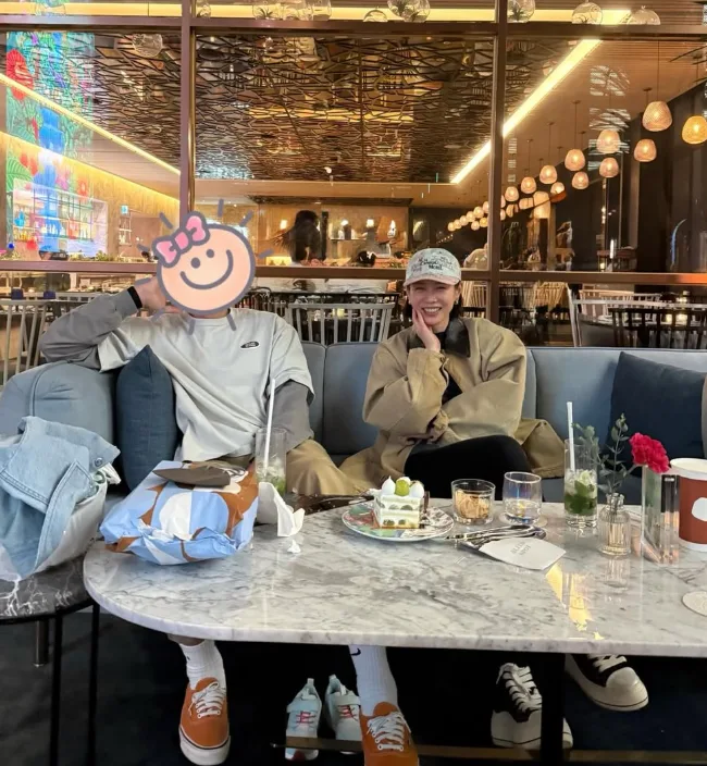 손예진 아들이 찍어준 현빈 커플샷