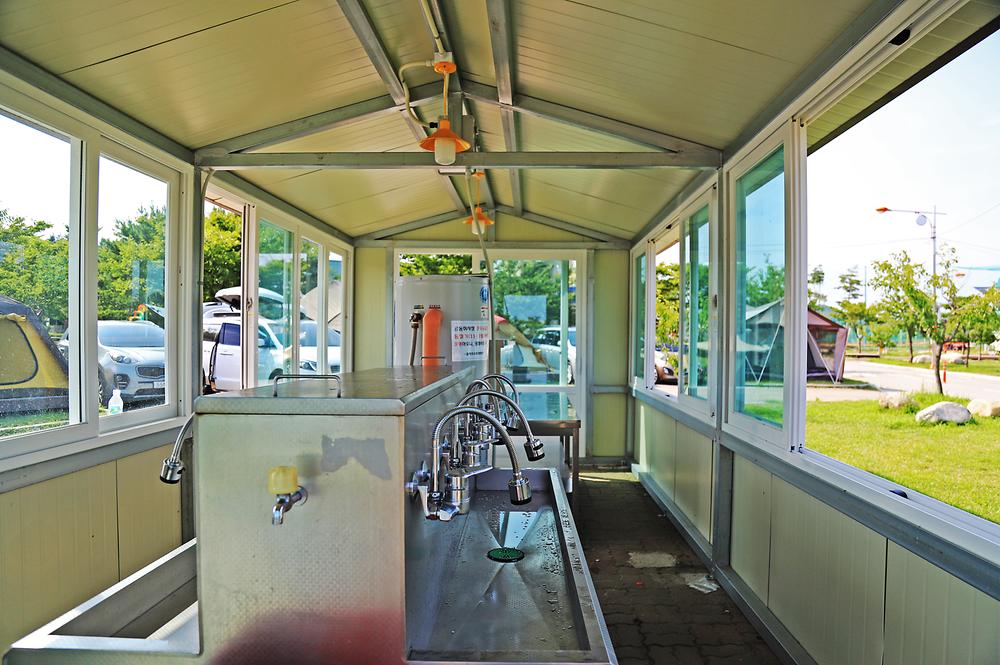 레전드 캠핑장 송지호오토캠핑장 소개