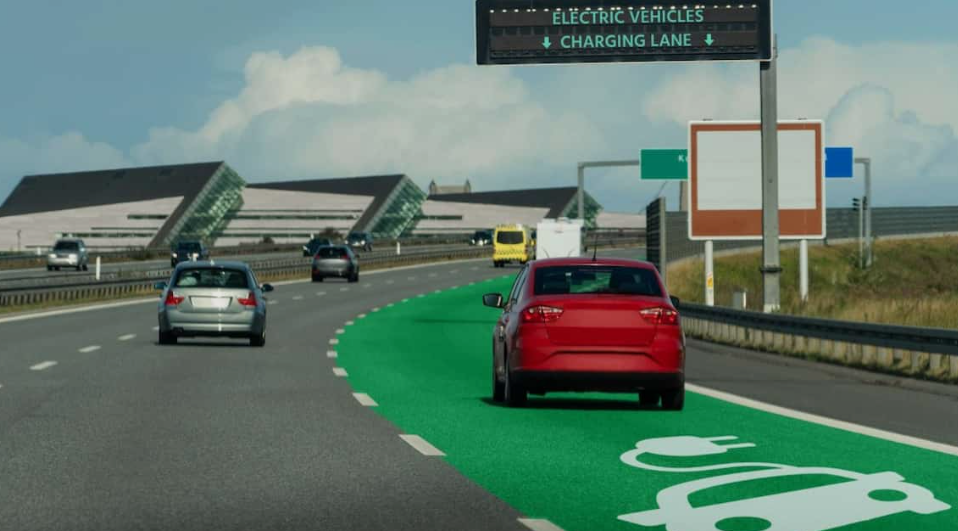 이동 중 충전 가능한 도로: 전기차의 주행 거리 한계를 넘다