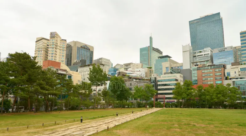 강남 도심속 숨은 쉽터 선정릉