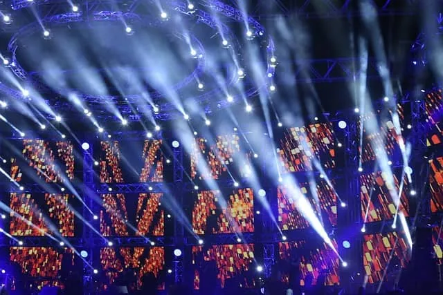 조용필 콘서트 다시보기&amp;#44; 공식 무료 시청 방법 &amp; KBS&middot;웨이브 재방송 일정&amp;#44;조용필 50주년 &lsquo;이 순간을 영원히&rsquo;