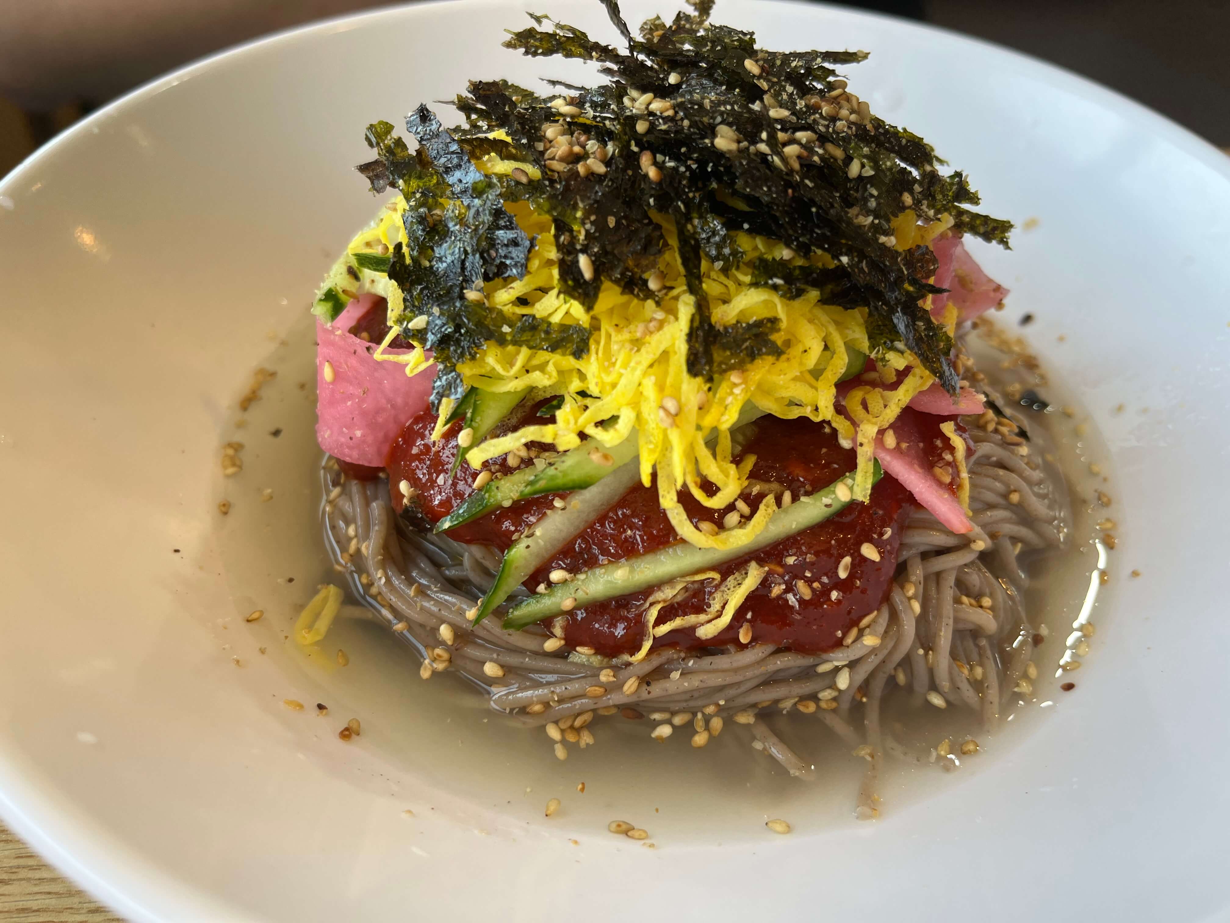 여수 메밀 식당 비빔막국수