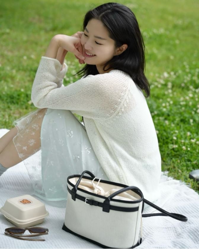 류이서 아노에틱 가방