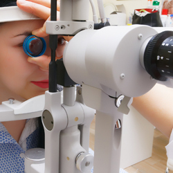 안과검사장면예시02