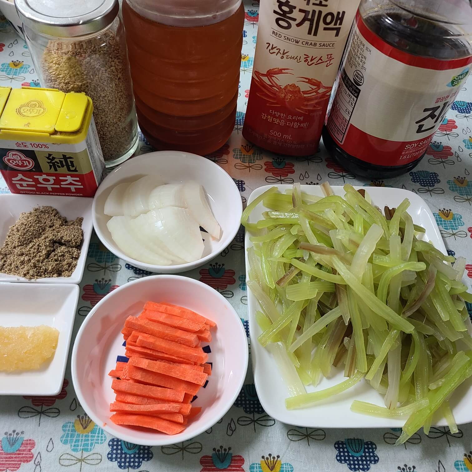 머위대삶기