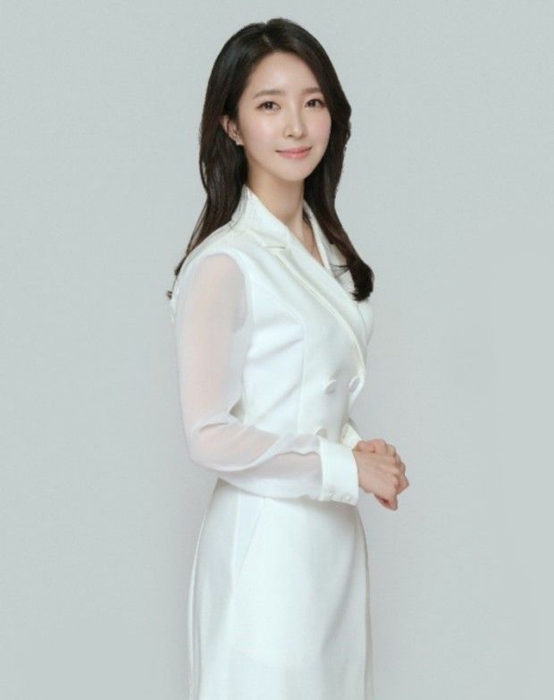 이윤정 아나운서