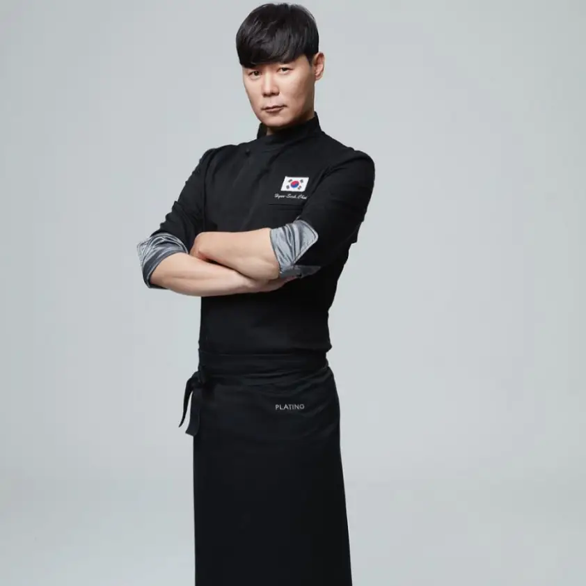 유명세를 떨치고 있는 최현석 셰프