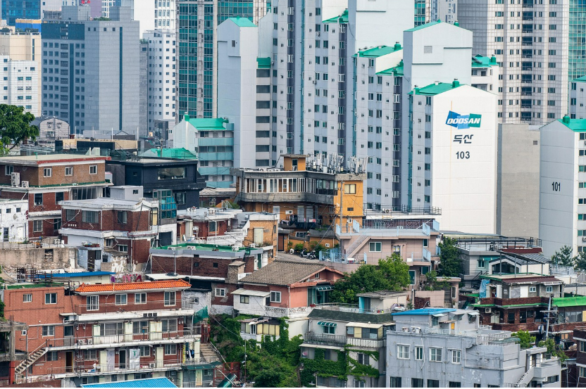 서울 지방 부동산 관련 아파트와 빌라 사진