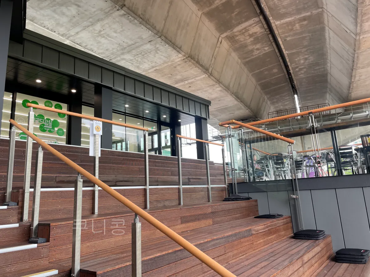 서대문-가볼만한곳-뷰-좋은-카페폭포-평일-방문후기-(주차팁)