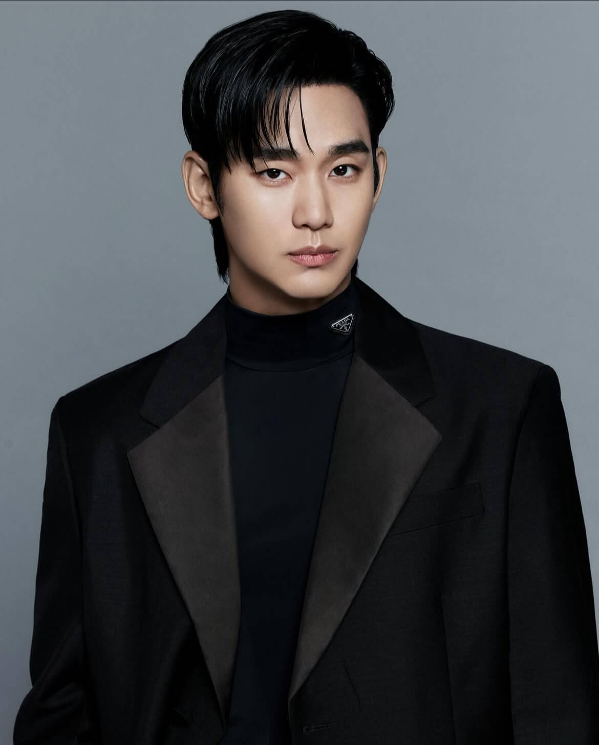 배우 김수현