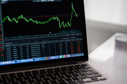 2025년 S&amp;P500의 기술주 비중 논쟁