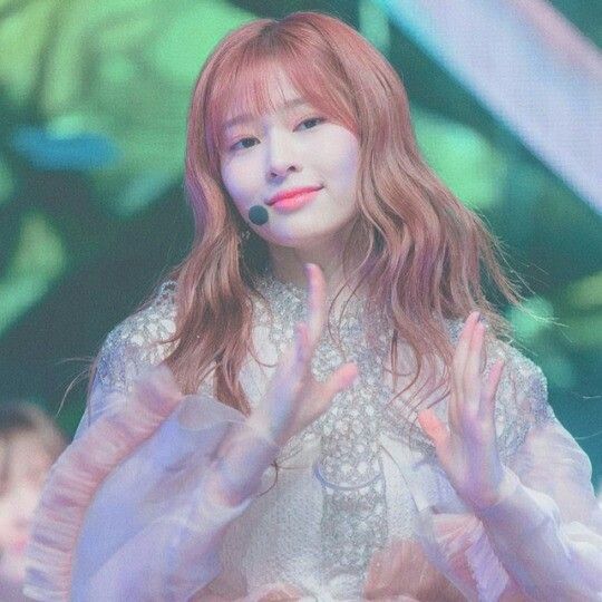 아이즈원 김민주 최애사진 아이즈원 김민주 최애사진