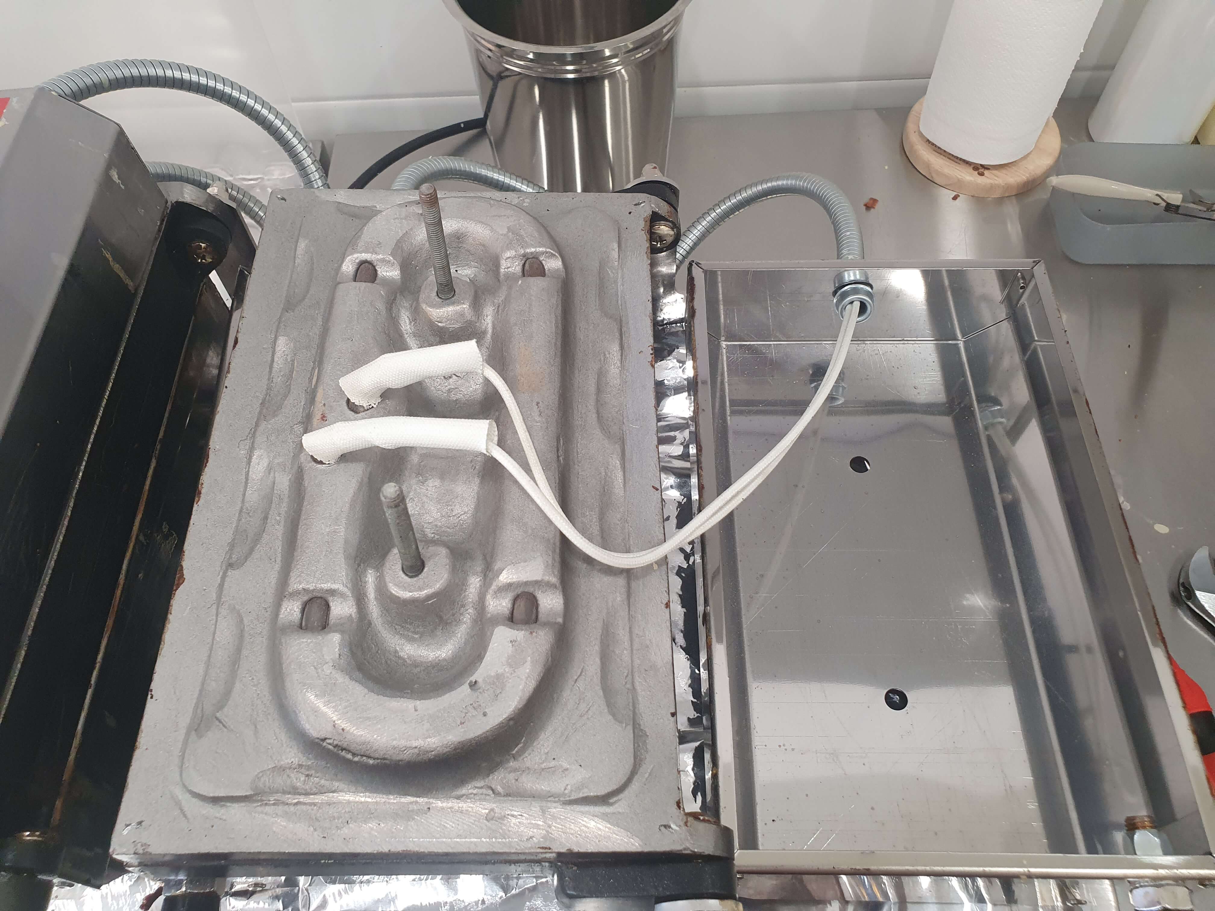 호두과자 기계 호두판 분리 모습