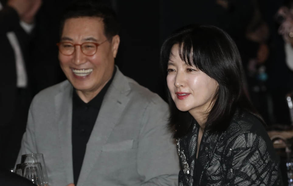 배우 이영애 남편