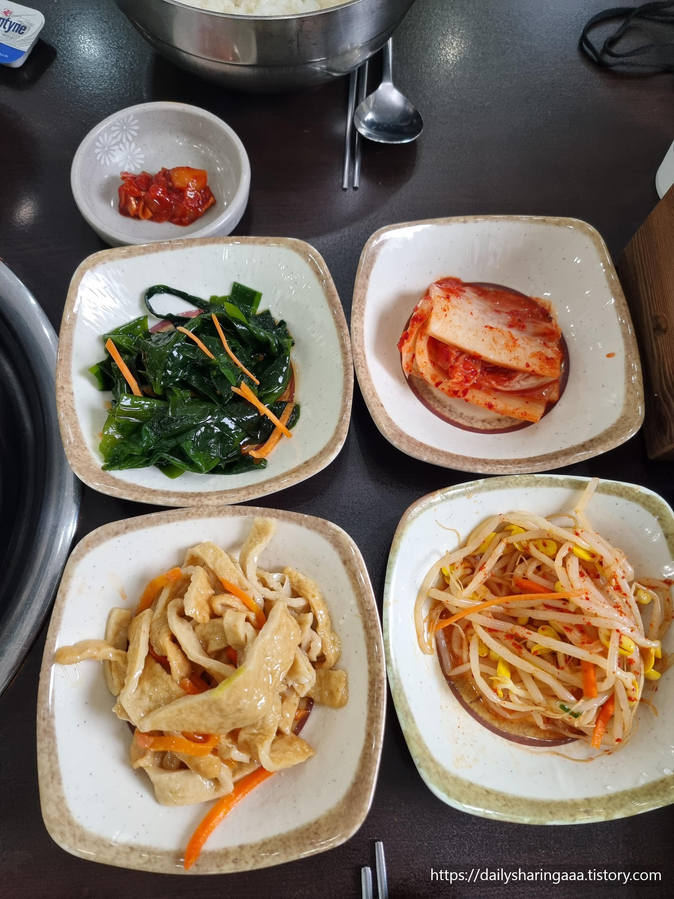 인천_청라_금수라부대찌개_밑반찬