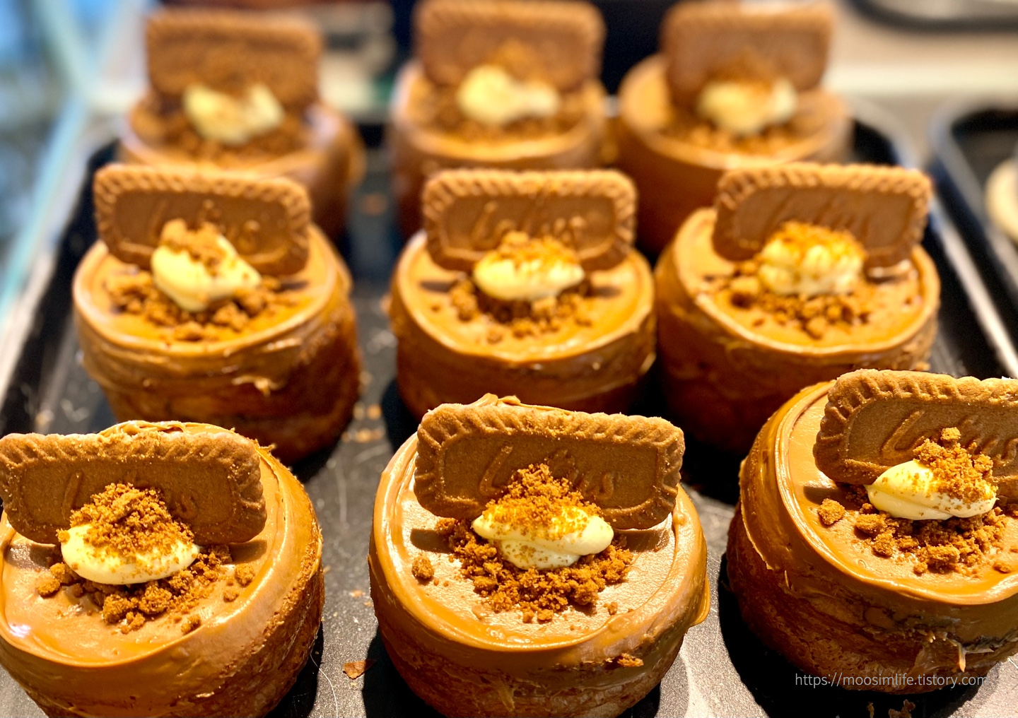 대전 유성-대형 베이커리 카페-에이트-크로넛