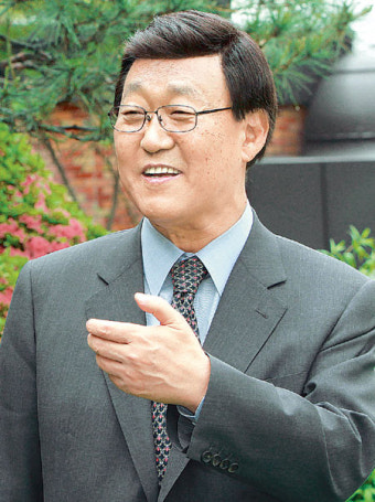 김동건 아나운서