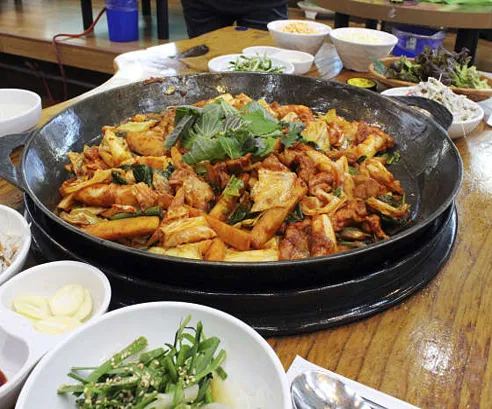 신미경 정통 춘천닭갈비 독산직영점