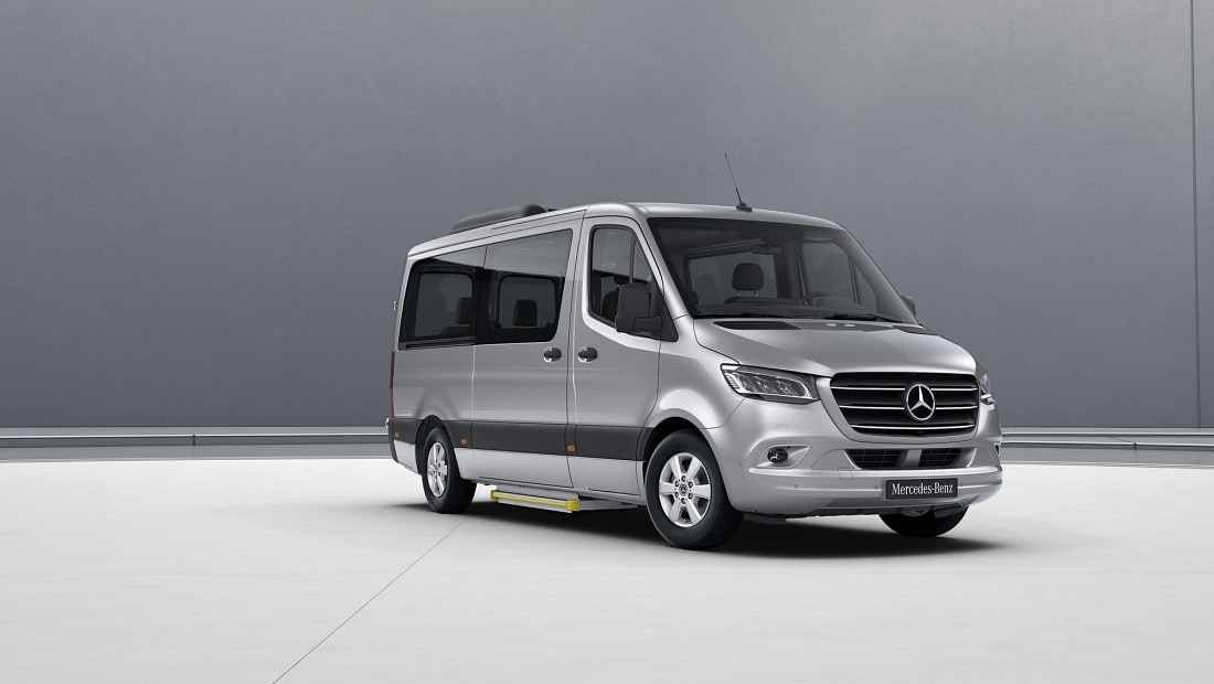 2019년식 벤츠 스프린터 실버색상 전면사진
