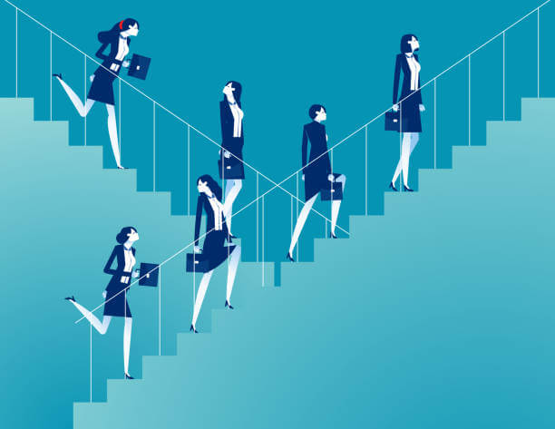 경력단절 여성 직업교육 현실 비교