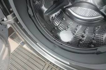 세탁기 통청소 과탄산소다와 뜨거운물 사용 통돌이 드럼 차이_6